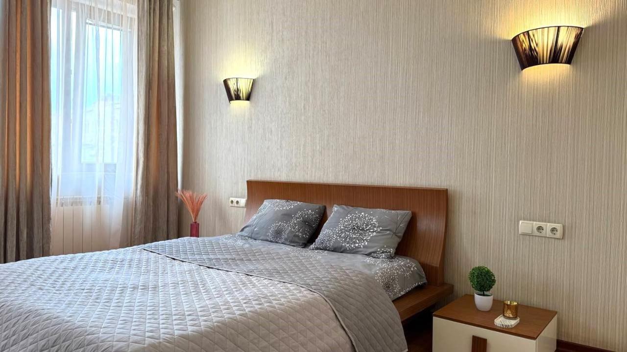 Mironositskaya 75 Leilighet Kharkiv Eksteriør bilde