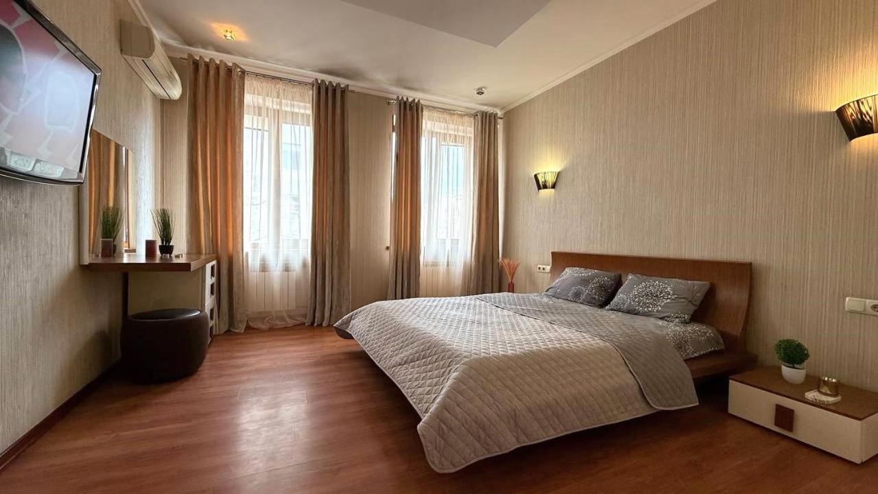 Mironositskaya 75 Leilighet Kharkiv Eksteriør bilde