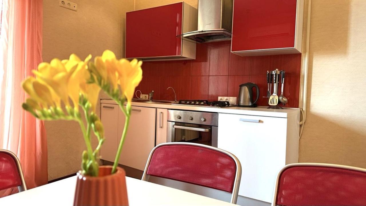 Mironositskaya 75 Leilighet Kharkiv Eksteriør bilde